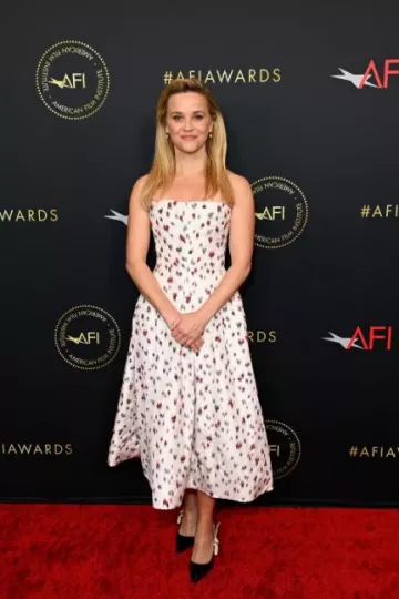 Dior J’adior Slingback Pump worn by Reese Witherspoon at AFI Awards Luncheon on January 12, 2024