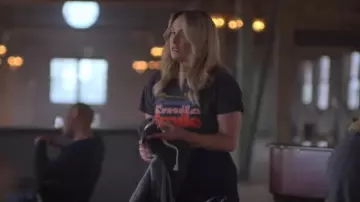 Mother Jer­sey T-shirt worn by Davia Moss (Emma Hunton) as seen in Good Trouble (S05E13)