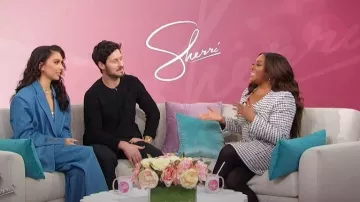 The Frankie Shop Jan Den­im Pants worn by Jenna Johnson as seen in Sherri on January 16, 2024