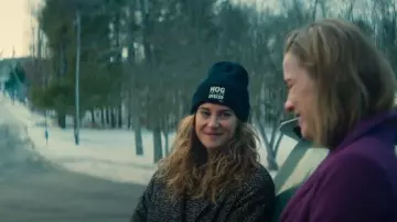 No. 6 Warren Oversized Removeable Fur Collar Herrinbone Coat worn by Gia (Shailene Woodley) as seen in Three Women (S01E07)