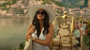 Valentino Leather Tote Bag worn by Leila (Pardis Saremi) as seen in Death and Other Details (S01E01)