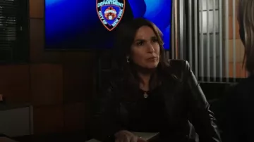Alexander Mcqueen Stitch Leather Jack­et worn by Detective Olivia Benson (Mariska Hargitay) as seen in Law & Order: Special Victims Unit (S25E01)