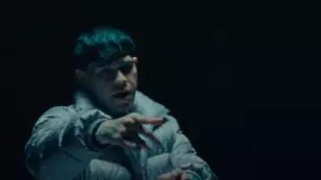 Dior Silver Oblique Puffer Jacket worn by Junior H in Rompe La Dompe (Video Oficial) - Peso Pluma, Junior H, Oscar Maydon