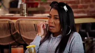 Lunettes de soleil carrées Chanel portées par Toya Bush-Harris dans Married to Medicine (S10E10)