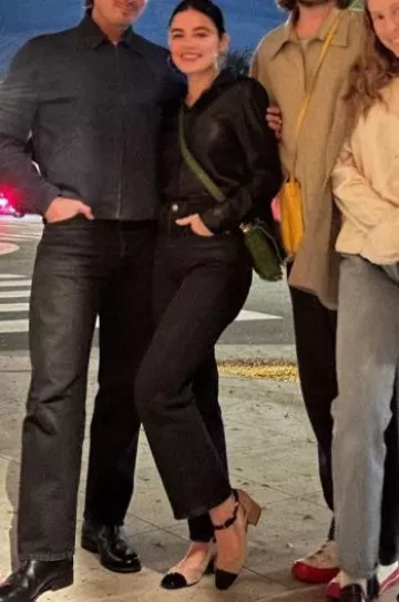 Bolso de hombro Bottega Veneta Cassette usado por Lucy Hale en su historia de Instagram el 26 de enero de 2024