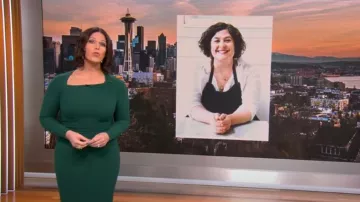 Chiara Boni La Petite Robe Hena Vestido asimétrico usado por Dana Jacobson visto en CBS Mornings el 14 de enero de 2024
