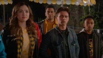 Urban Outfitters Chemise boutonnée portée par Tory Nichols (Peyton List) comme on le voit dans Cobra Kai (S04E04)