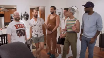 Vestido Staud Cosette usado por Jonathan Van Ness como se ve en Queer Eye (S08E02)
