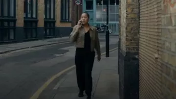 Veja Alveomesh Sneak­er worn by DS June Lenker (Cush Jumbo) as seen in Criminal Record (S01E04)