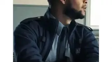 Chaqueta azul de algodón para hombre de Glenn (Kwaku Fortune) en Cult Killer