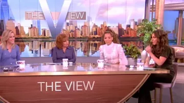 Combinaison palazzo Good American Fit For Success portée par Alyssa Farah vue dans The View le 30 janvier 2024