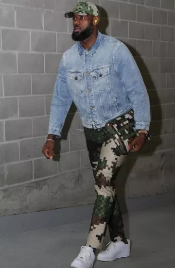 Louis Vuitton Green Damier Camo Cigarette Pants worn by LeBron James on the Instagram account @kingjames