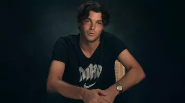 Nike Dri-FIT Run Division Miler Men's Short-Sleeve Running Top worn by Taylor Fritz as seen in Break Point (S02E06)