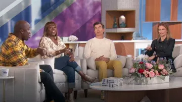 Zapatos de tacón Steve Madden Dolly usados por Sheryl Underwood como se vio en The Talk el 26 de enero de 2024