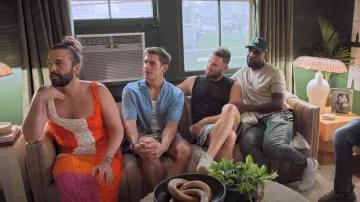 Corridor Laura Pop Corn Color Block Mini Vestido usado por Jonathan Van Ness como se ve en Queer Eye (S08E06)