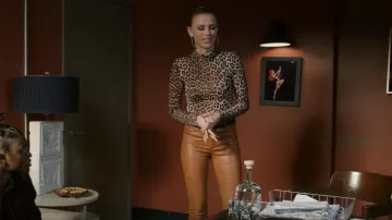 Veronica Beard Jeans Maera Extra High worn by Renee Segna (Riley Voelkel) as seen in Hightown (S02E02)