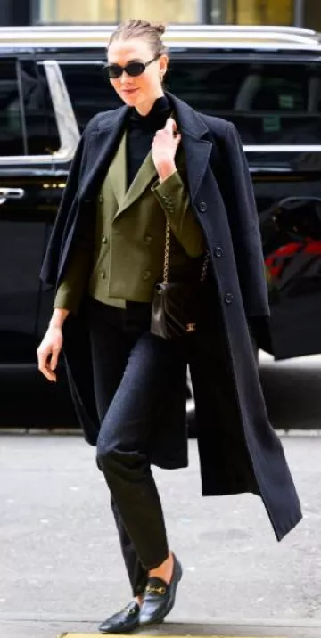 Velvet Canyon the Poet Sunglasses worn by Karlie Kloss in  New York City on January 30, 2024