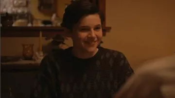 Pull en tricot vintage porté par Benjamin Evan Ainsworth comme on le voit dans Son of a Critch (S03E03)