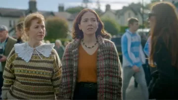 Gérard Darel Oversized Wool Houndstooth Coat In Rouge worn by Emily (Roisin Murphy) as seen in Sanctuary: A Witch's Tale (S01E06)