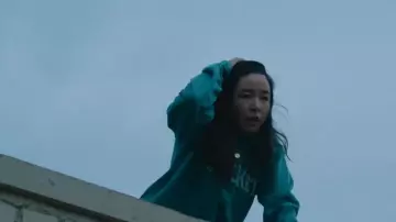 Nantucket Crew­neck Sweater worn by Jane Smith (Maya Erskine) as seen in Mr. & Mrs. Smith (S01E06)