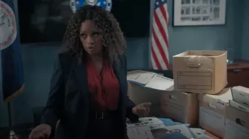 Body de Paige Sevilla usado por Marisa Clark (Maahra Hill) como se ve en The Irrational (T01E09)