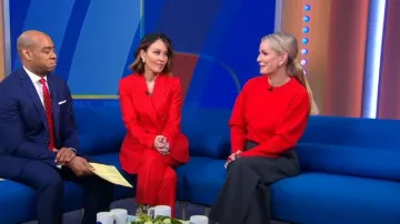 Suéter de lana acanalado de cuello redondo recortado de Alexander McQueen usado por Jennifer Ashton como se ve en Good Morning America el 2 de febrero de 2024