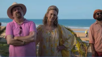 Auguste the Label Domenica Jonah Mini Vestido usado por Margie (Roz Hammond) como se ve en Irreverent (S01E01)
