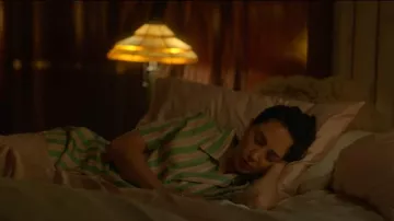 Asceno La camisa de Praga usada por Anna (Lauren Patten) como se ve en Muerte y otros detalles (T01E05)