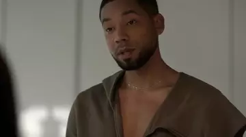 Le sweatshirt marron asymétrique de Jamal Lyon (Jussie Smollett) dans Empire