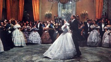 Vestido de graduación de Angélica (Claudia Cardinale) en El guepardo