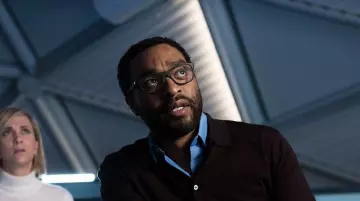 Eyeglasses Vincent Kapoor (Chiwetel Ejiofor) in Only on March