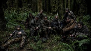 The authentic rifle Fryman (Brendan Fletcher) in The Revenant