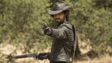 La réplique de la veste en cuir de Hector Escaton (Rodrigo Santoro) dans Westworld