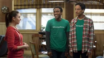 The green t-shirt #Anniesmove in Community