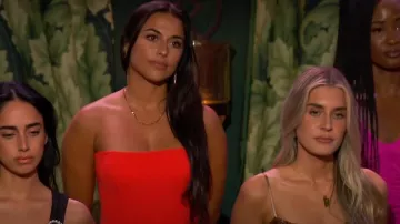 Vestido midi Bardot Saira en sorbete naranja usado por Starr Skyler como se ve en The Bachelor (T28E03)