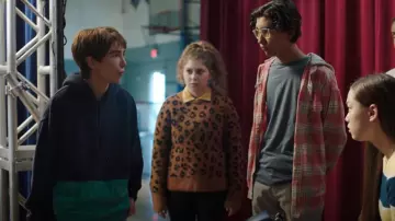 Sudadera con capucha Levi's Utility usada por Chad (Nasim Pedrad) como se ve en Chad (S02E01)