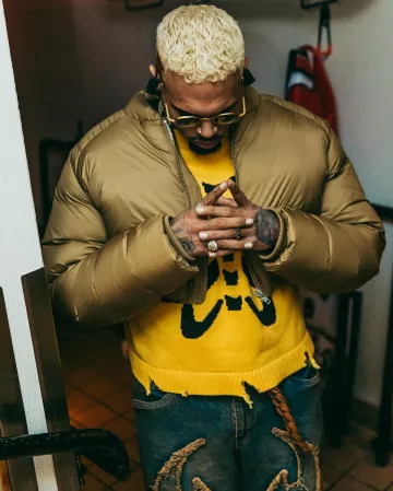 John Dalia Matt 22kt Sunglasses worn by Chris Brown on his Instagram account @chrisbrownofficial