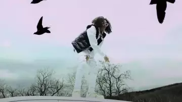 Moncler Noir 'Tib' Gilet porté par DD Osama dans le clip YEH