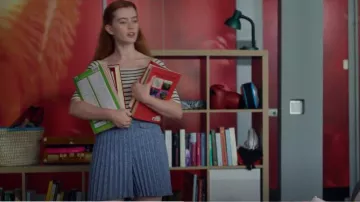 Claudie Pierlot Pleat­ed Shorts worn by Mia Banks (Abigail O' Regan) as seen in Spellbound (S01E23)