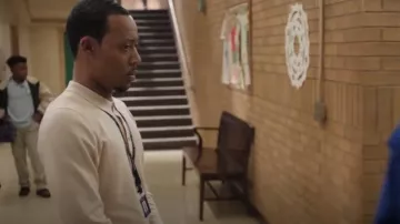 Old Navy Mens Long Sleeve Pullover Sweater worn by Gregory Eddie (Tyler James Williams) as seen in Abbott Elementary (S03E03)