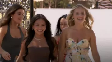 Bonjour Molly Scenic Drives Robe mi-longue portée par Daisy Kent comme on le voit dans The Bachelor (S28E05)