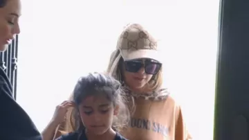 Gorra de béisbol de lona Gucci Jumbo Gg usada por Nicole Polizzi como se ve en Jersey Shore: Family Vacation (S07E01)