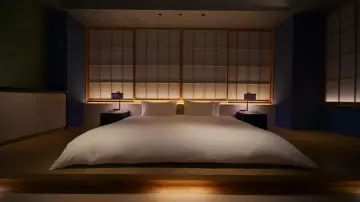 HOSHINOYA Hotel in Tokyo as seen in The Reluctant Traveler with Eugene Levy (S01E08)