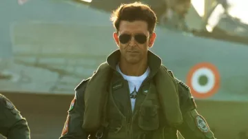 Gafas de sol Ray-Ban usadas por el líder de escuadrón Shamsher Pathania / Patty (Hrithik Roshan) como se ve en Fighter