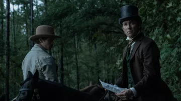 Top Hat worn by Edwin Stanton (Tobias Menzies) as seen in Manhunt (S01E04)