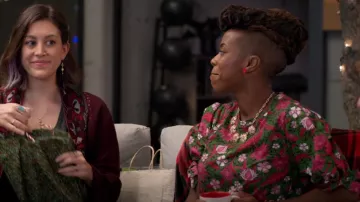 Zara Pink & Green Floral Cotton Bow Tie Puff Sleeve Cropped Top worn by Denise (Sasheer Zamata) as seen in Home Economics (S02E09)