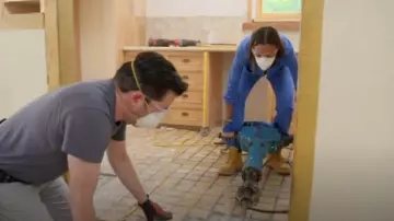 Timberland Knee-High Boot worn by Zoe Saldana as seen in Celebrity IOU (S07E07)