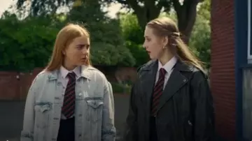 Pull&Bear Oversized Aviator Faux Leather Jacket in Vintage Brown worn by Mia-Louise (Gemma Barraclough) as seen in G'wed (S01E03)