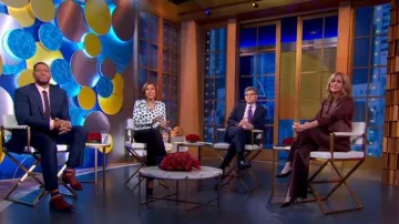 Alice + Olivia JC Satin Wide-Leg Pants in Toffee worn by Lara Spencer as seen in Good Morning America on February 15, 2024