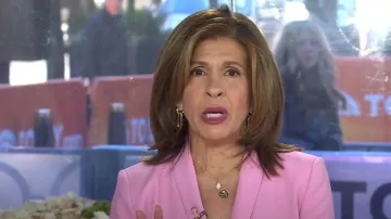 Kendra Scott Danielle Convertible Link Earrings worn by Hoda Kotb as seen in Today on February 16, 2024